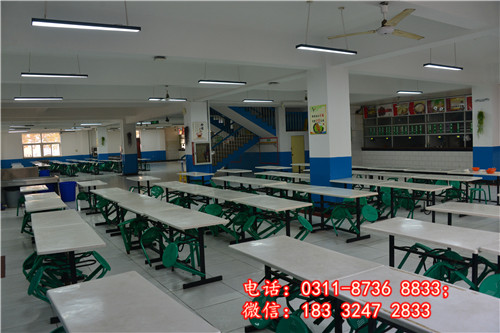 石家莊冀聯(lián)醫(yī)學(xué)院餐廳.jpg