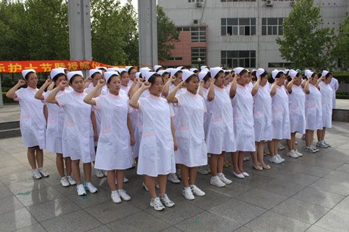 河北同仁醫(yī)學(xué)院男生和女生是如何分班的呢？